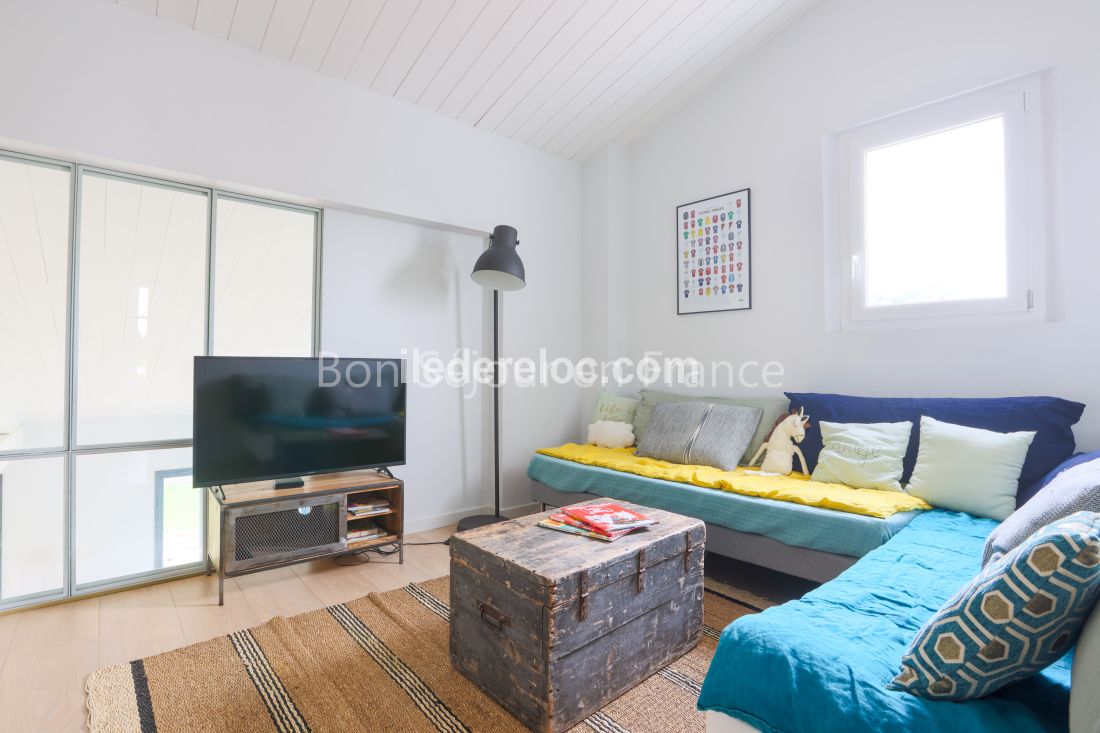 Photo 34: An accomodation located in La Couarde-sur-mer on ile de Ré.