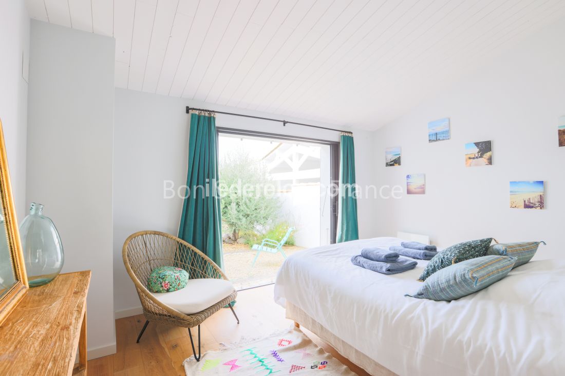 Photo 18: An accomodation located in La Couarde-sur-mer on ile de Ré.