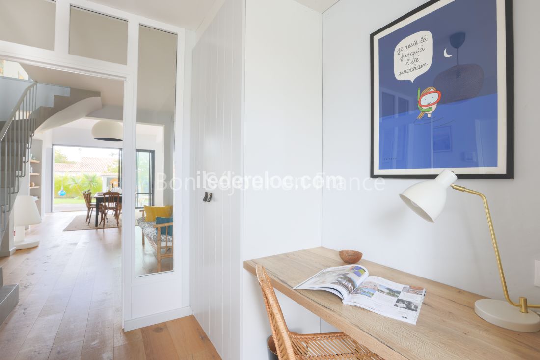 Photo 31: An accomodation located in La Couarde-sur-mer on ile de Ré.