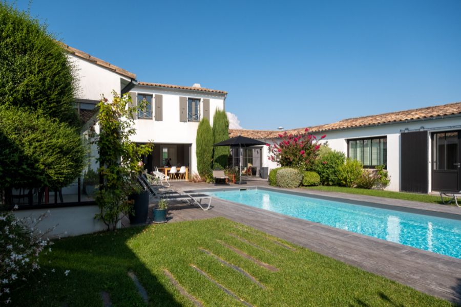 Photo 16: An accomodation located in La Flotte-en-Ré on ile de Ré.