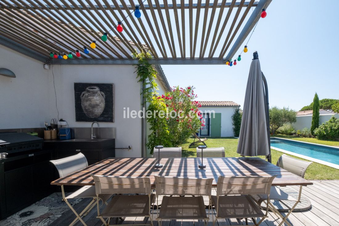 Photo 6: An accomodation located in Sainte-Marie-de-Ré on ile de Ré.