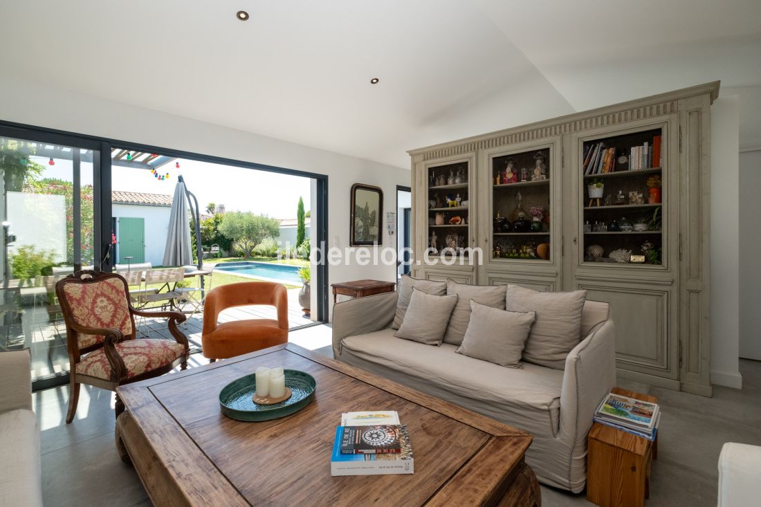 Photo 14: An accomodation located in Sainte-Marie-de-Ré on ile de Ré.
