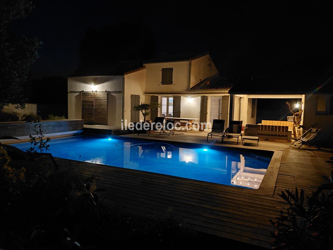 Photo 36: An accomodation located in La Couarde-sur-mer on ile de R&eacute;.
