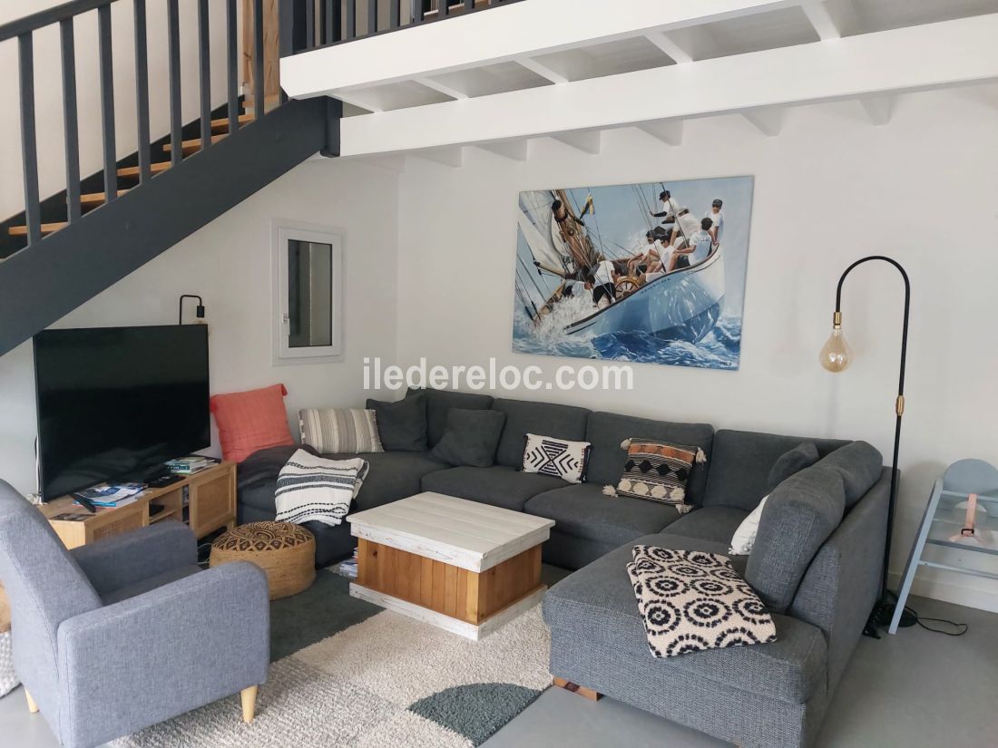 Photo 34: An accomodation located in La Couarde-sur-mer on ile de R&eacute;.