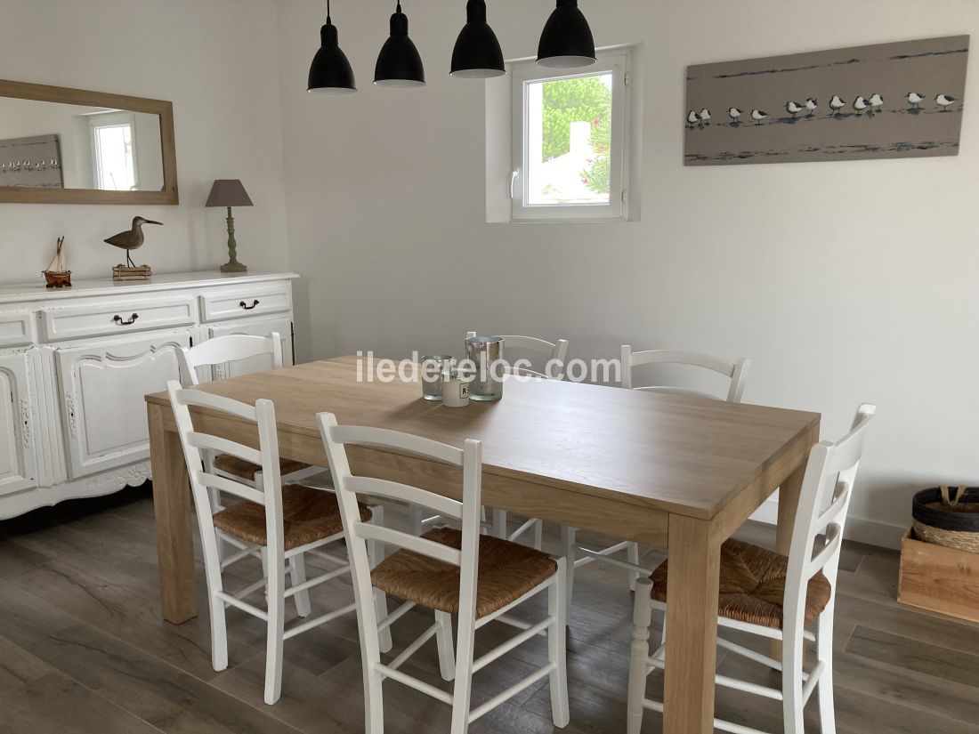Photo 12: An accomodation located in Le Bois-Plage-en-Ré on ile de Ré.