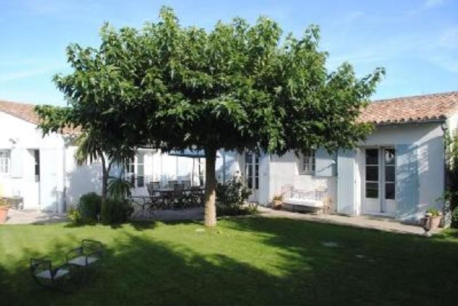 Photo 18: An accomodation located in Le Bois-Plage-en-Ré on ile de Ré.