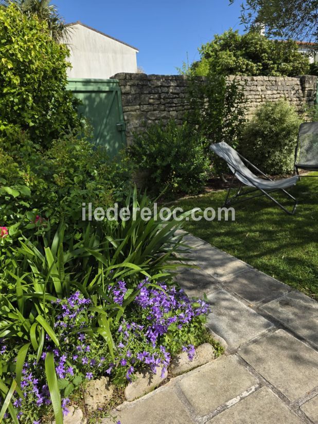 Photo 4: An accomodation located in Saint-Martin-de-Ré on ile de Ré.