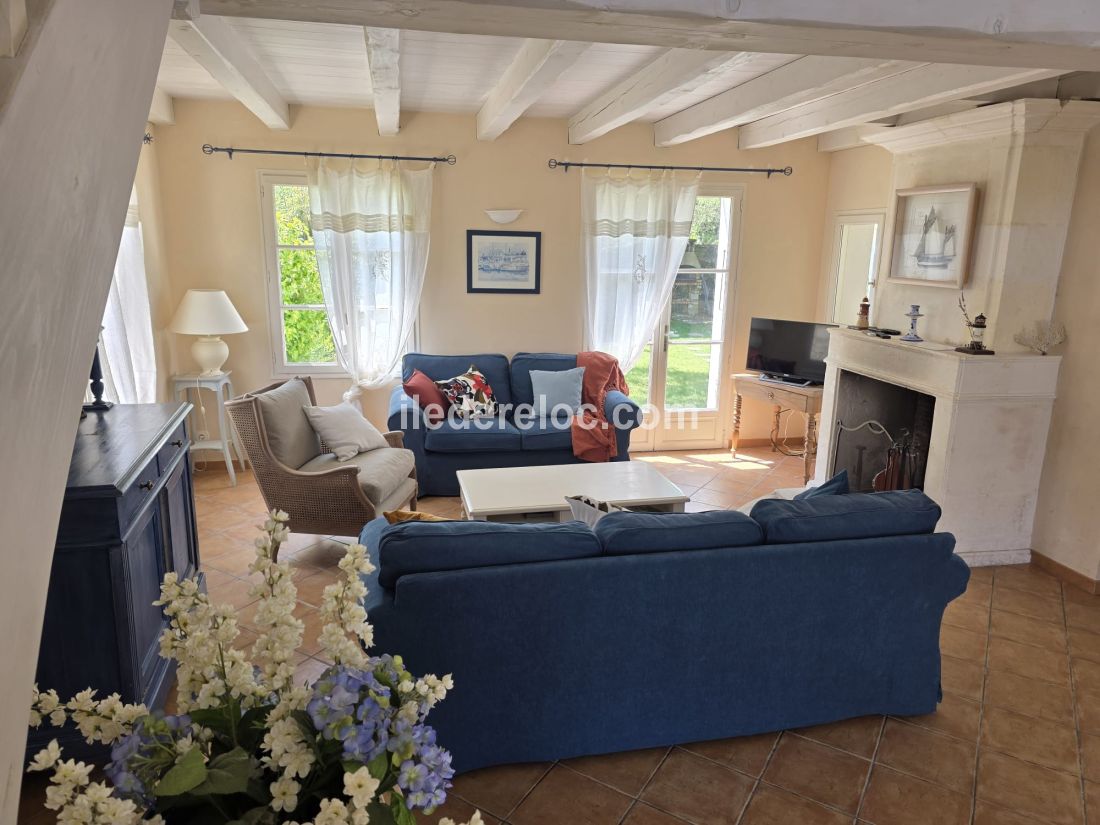 Photo 11: An accomodation located in Saint-Martin-de-Ré on ile de Ré.