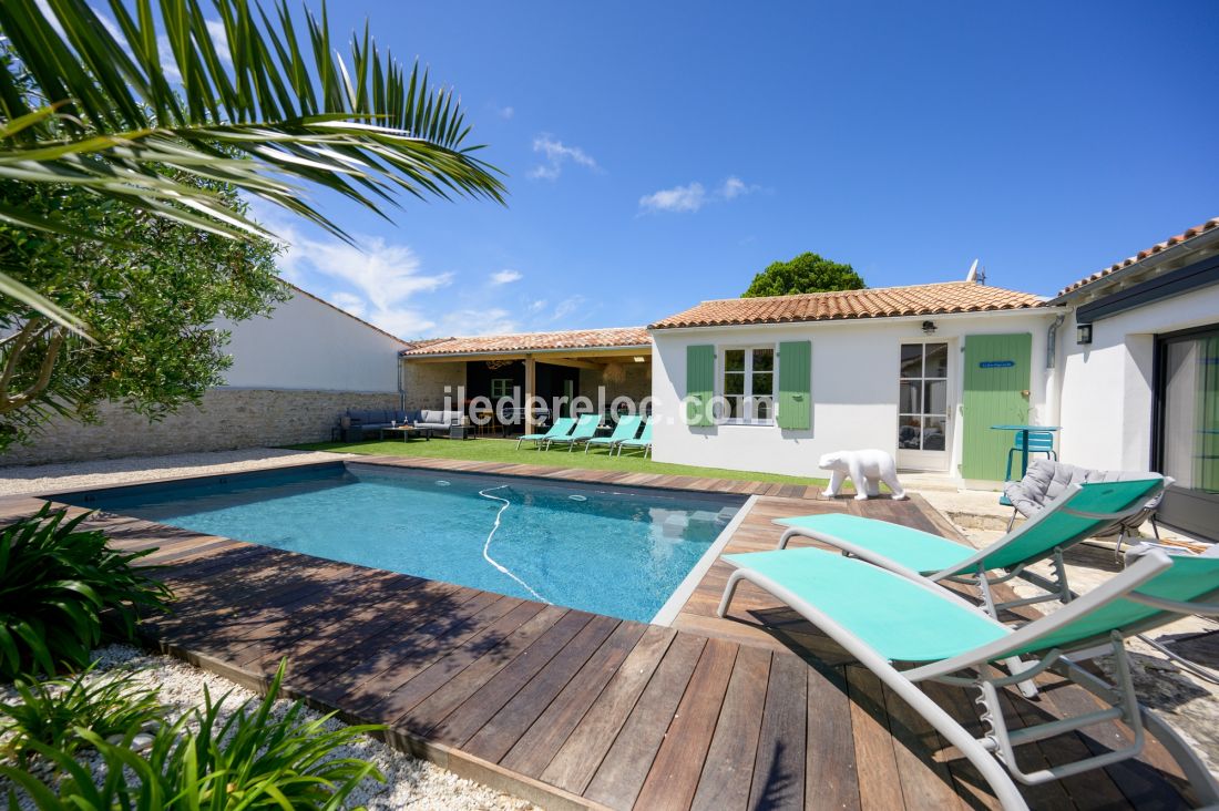 Photo 58: An accomodation located in Le Bois-Plage-en-Ré on ile de Ré.