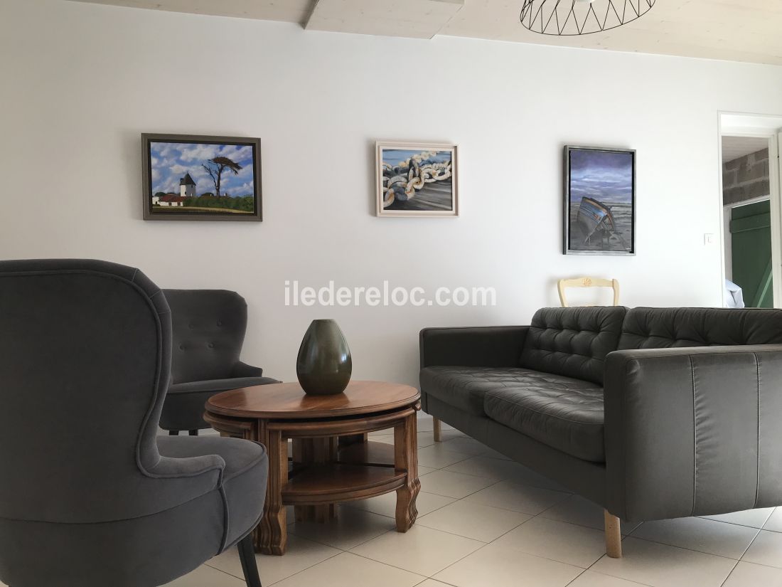 Photo 7: An accomodation located in Le Bois-Plage-en-Ré on ile de Ré.