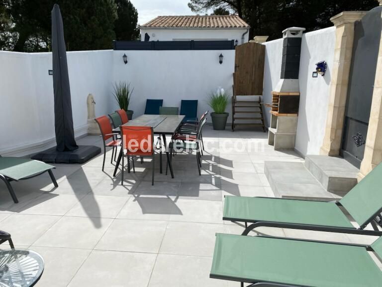 Photo 10: An accomodation located in La Flotte-en-Ré on ile de Ré.