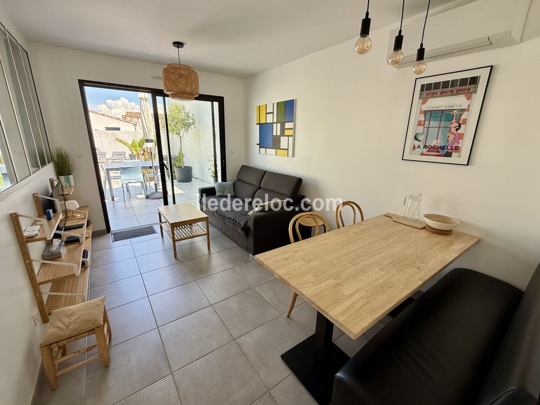 Photo 4: An accomodation located in Le Bois-Plage-en-Ré on ile de Ré.