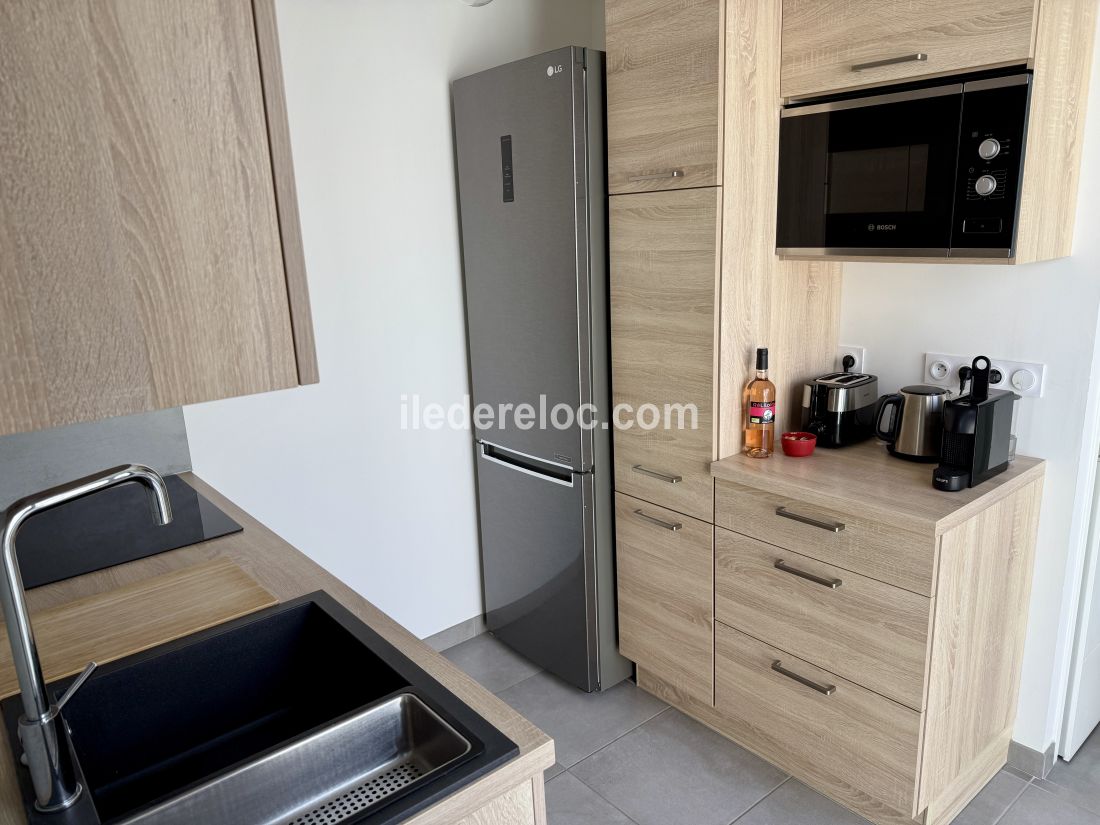 Photo 10: An accomodation located in Le Bois-Plage-en-Ré on ile de Ré.