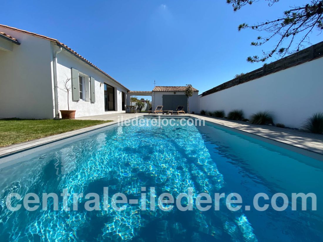 Photo 4: An accomodation located in La Couarde-sur-mer on ile de Ré.