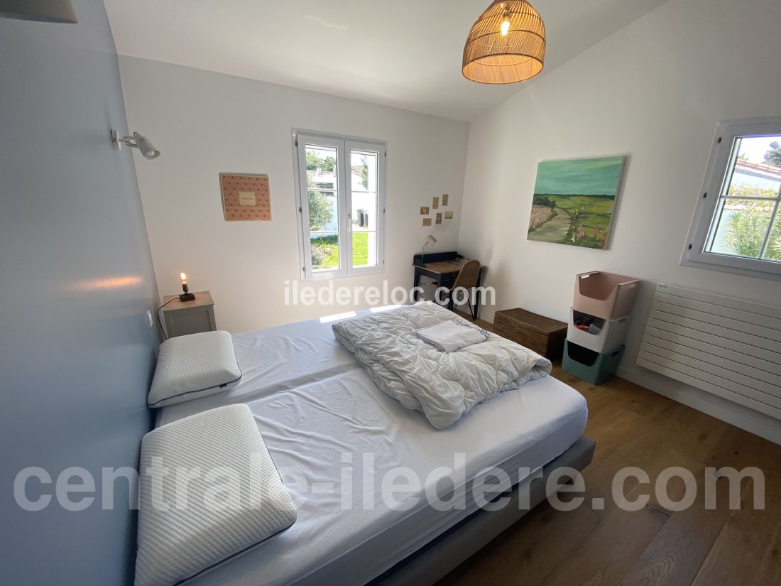 Photo 20: An accomodation located in La Couarde-sur-mer on ile de Ré.