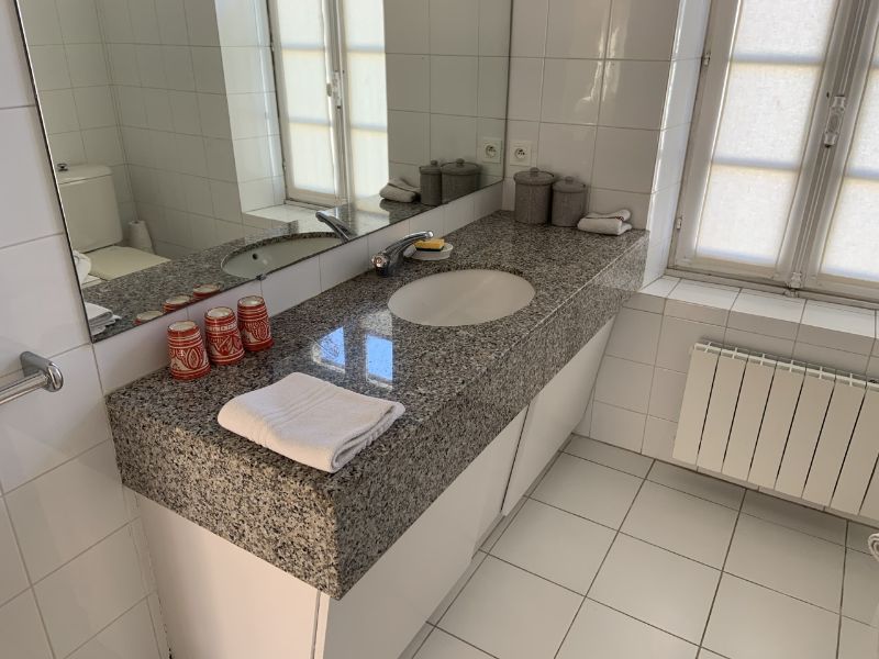 Photo 10: An accomodation located in La Couarde-sur-mer on ile de R&eacute;.