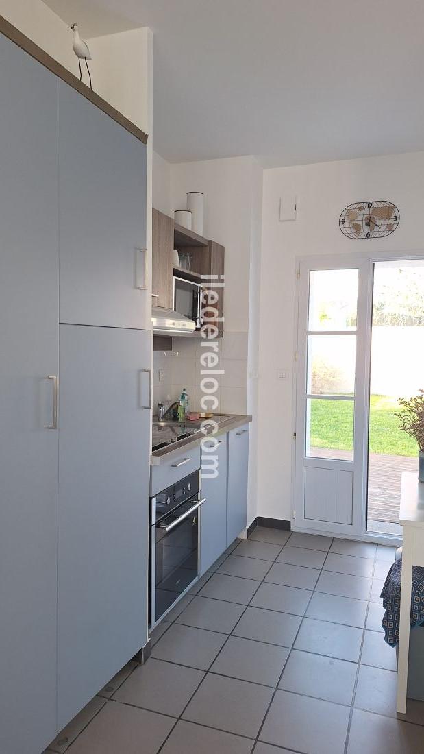 Photo 4: An accomodation located in La Flotte-en-R&eacute; on ile de R&eacute;.