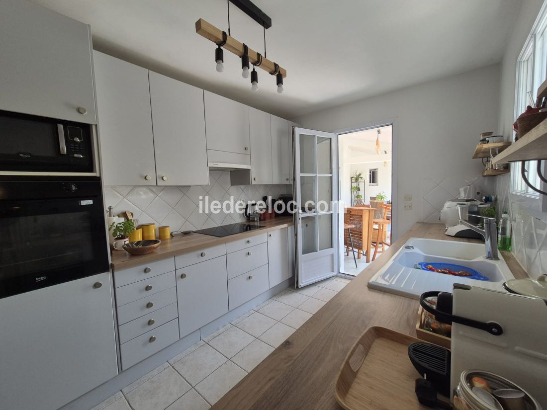 Photo 13: An accomodation located in La Couarde-sur-mer on ile de Ré.