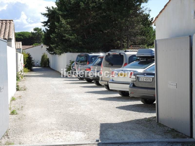 Photo 11: An accomodation located in Le Bois-Plage-en-Ré on ile de Ré.