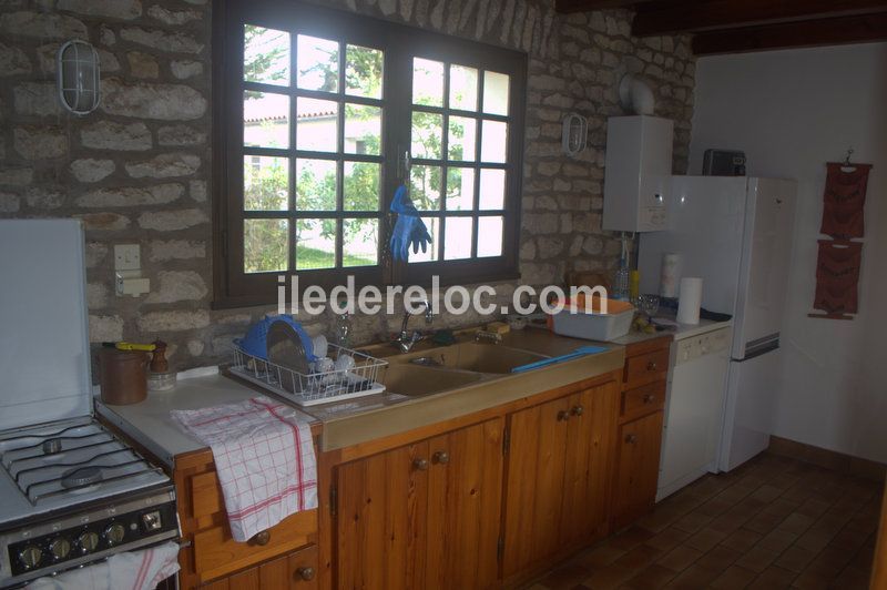 Photo 16: An accomodation located in Saint-Cl&eacute;ment-des-Baleines on ile de R&eacute;.