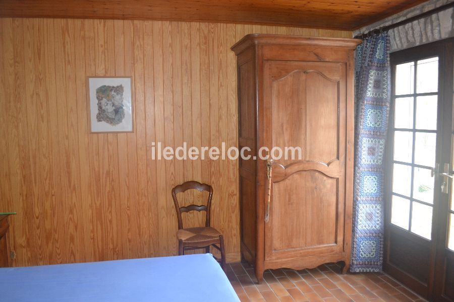 Photo 13: An accomodation located in Saint-Cl&eacute;ment-des-Baleines on ile de R&eacute;.