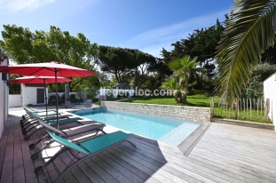 Ile de Ré:Villa with heated pool and close to the beach