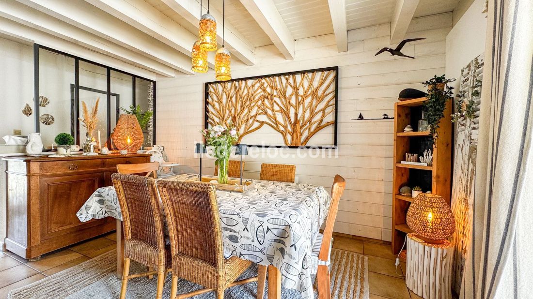 Photo 8: An accomodation located in Sainte-Marie-de-R&eacute; on ile de R&eacute;.