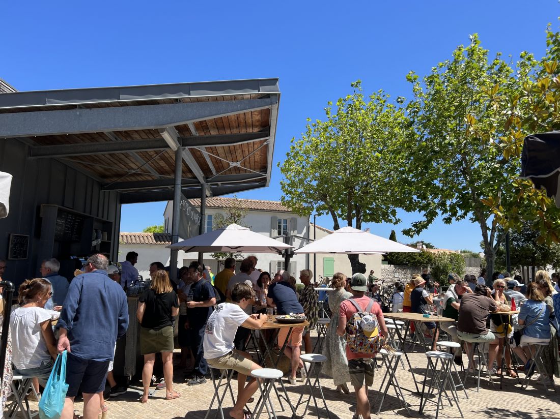 Photo 33: An accomodation located in La Couarde-sur-mer on ile de Ré.