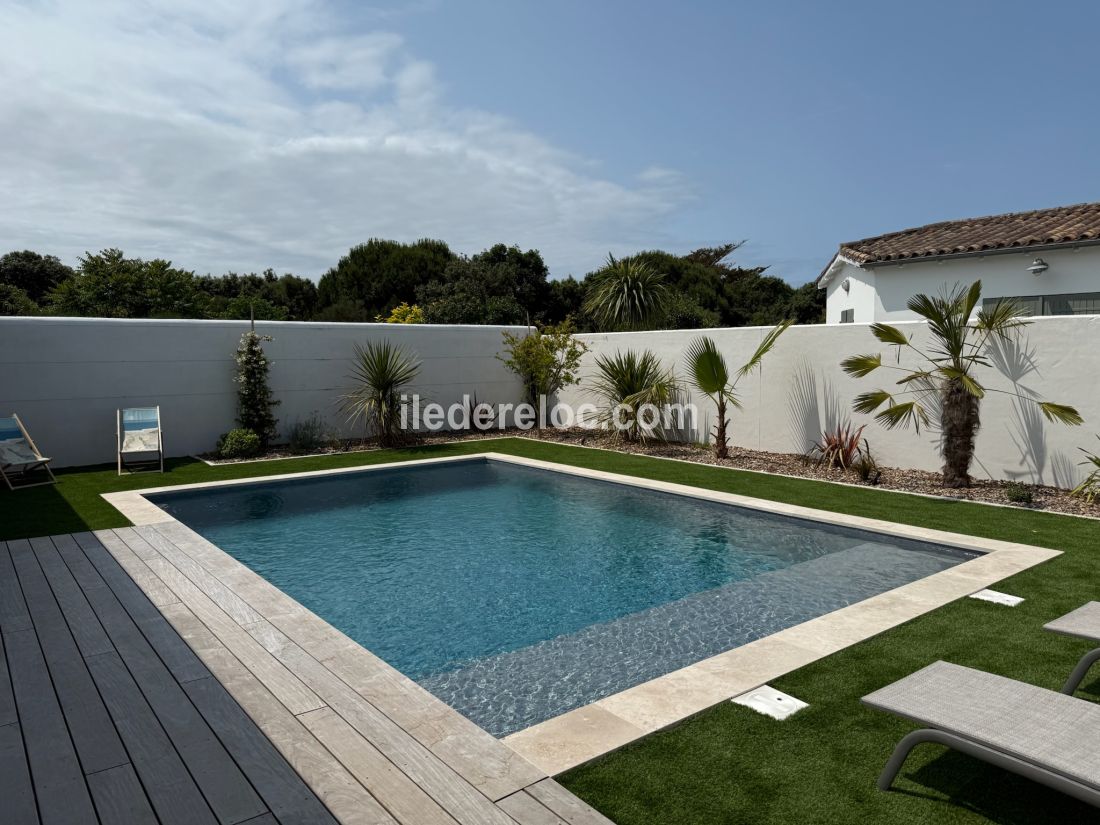 Photo 11: An accomodation located in Sainte-Marie-de-Ré on ile de Ré.