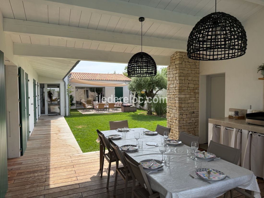 Photo 5: An accomodation located in Sainte-Marie-de-R&eacute; on ile de R&eacute;.