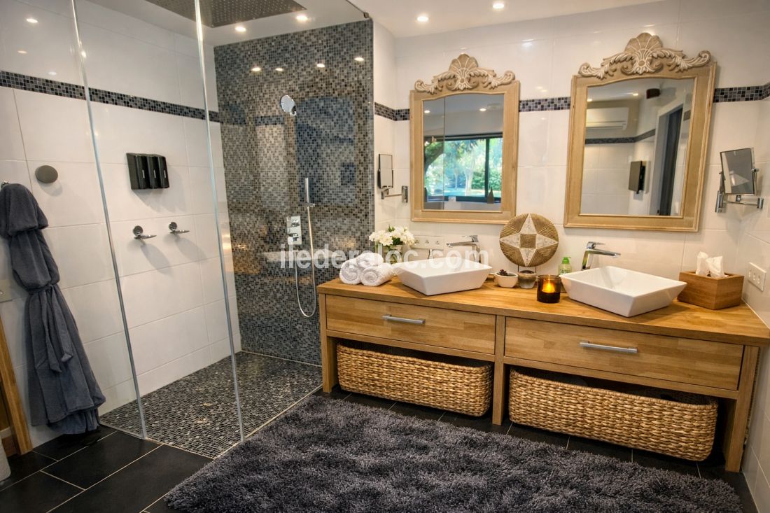 Photo 18: An accomodation located in Le Bois-Plage-en-R&eacute; on ile de R&eacute;.