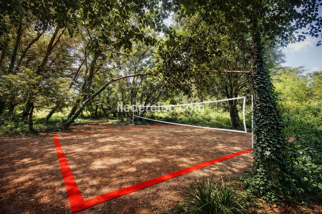 Photo 89: An accomodation located in Le Bois-Plage-en-R&eacute; on ile de R&eacute;.