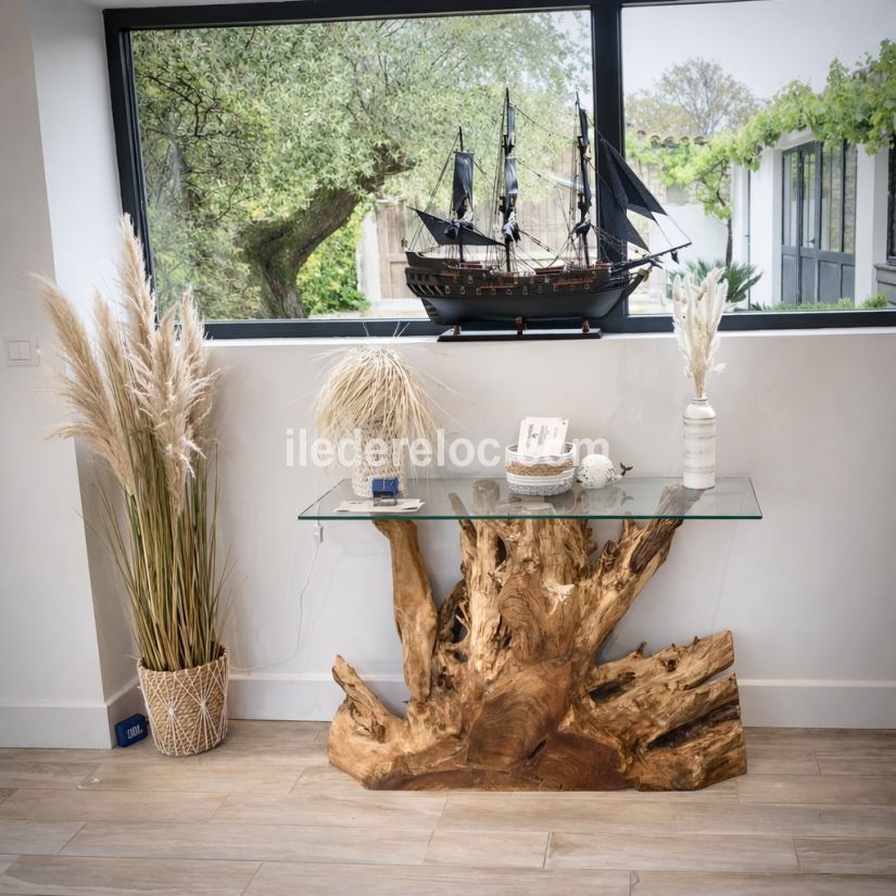 Photo 14: An accomodation located in Le Bois-Plage-en-R&eacute; on ile de R&eacute;.