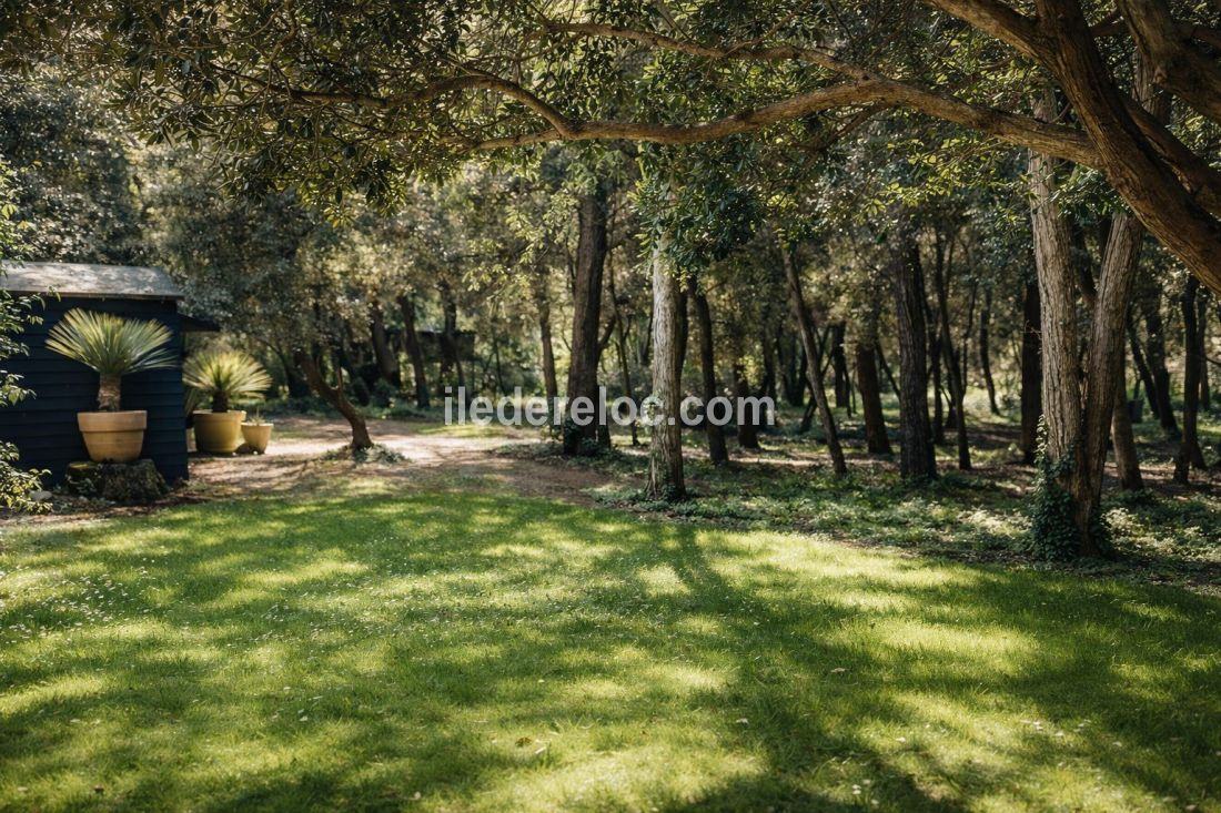 Photo 78: An accomodation located in Le Bois-Plage-en-R&eacute; on ile de R&eacute;.