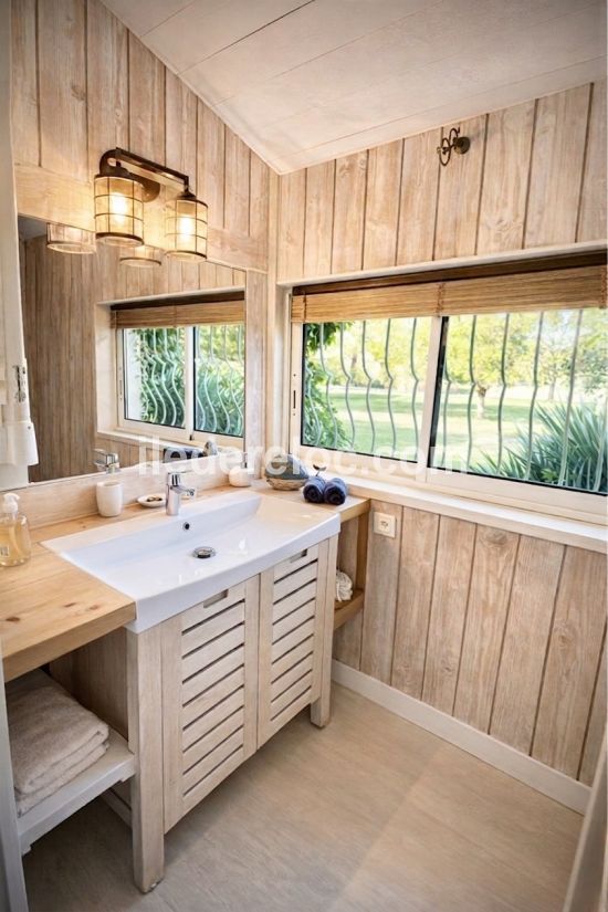 Photo 23: An accomodation located in Le Bois-Plage-en-R&eacute; on ile de R&eacute;.