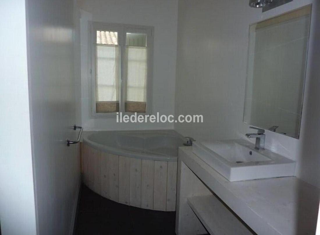 Photo 24: An accomodation located in Le Bois-Plage-en-Ré on ile de Ré.