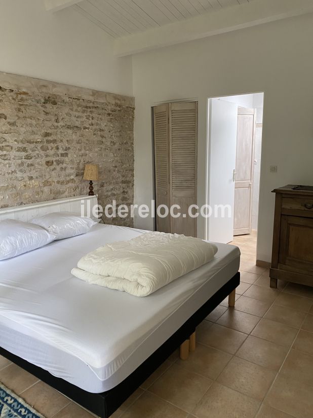 Photo 10: An accomodation located in Ars en R&eacute; on ile de R&eacute;.