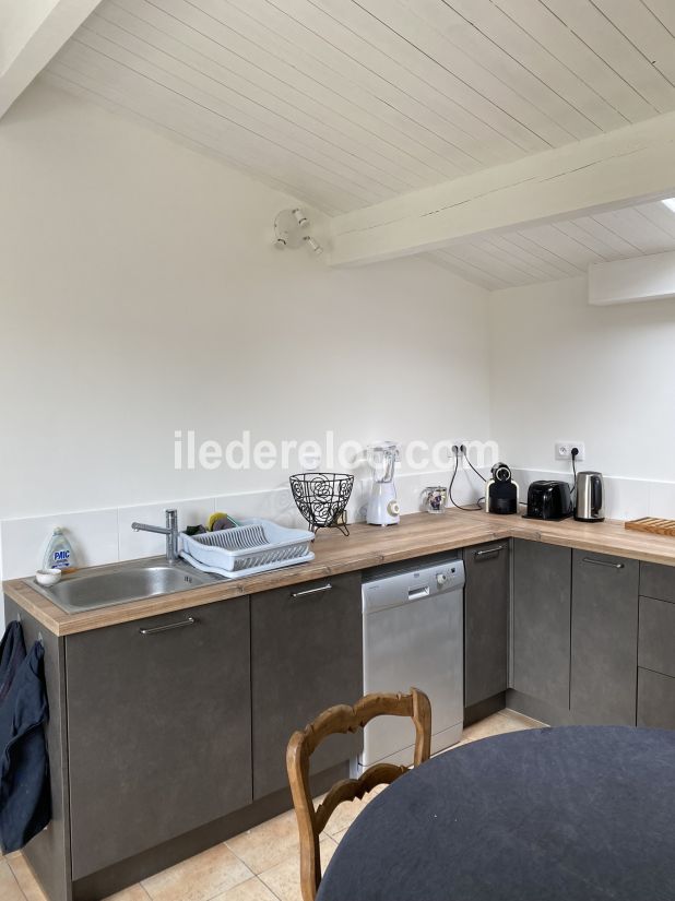 Photo 13: An accomodation located in Ars en R&eacute; on ile de R&eacute;.