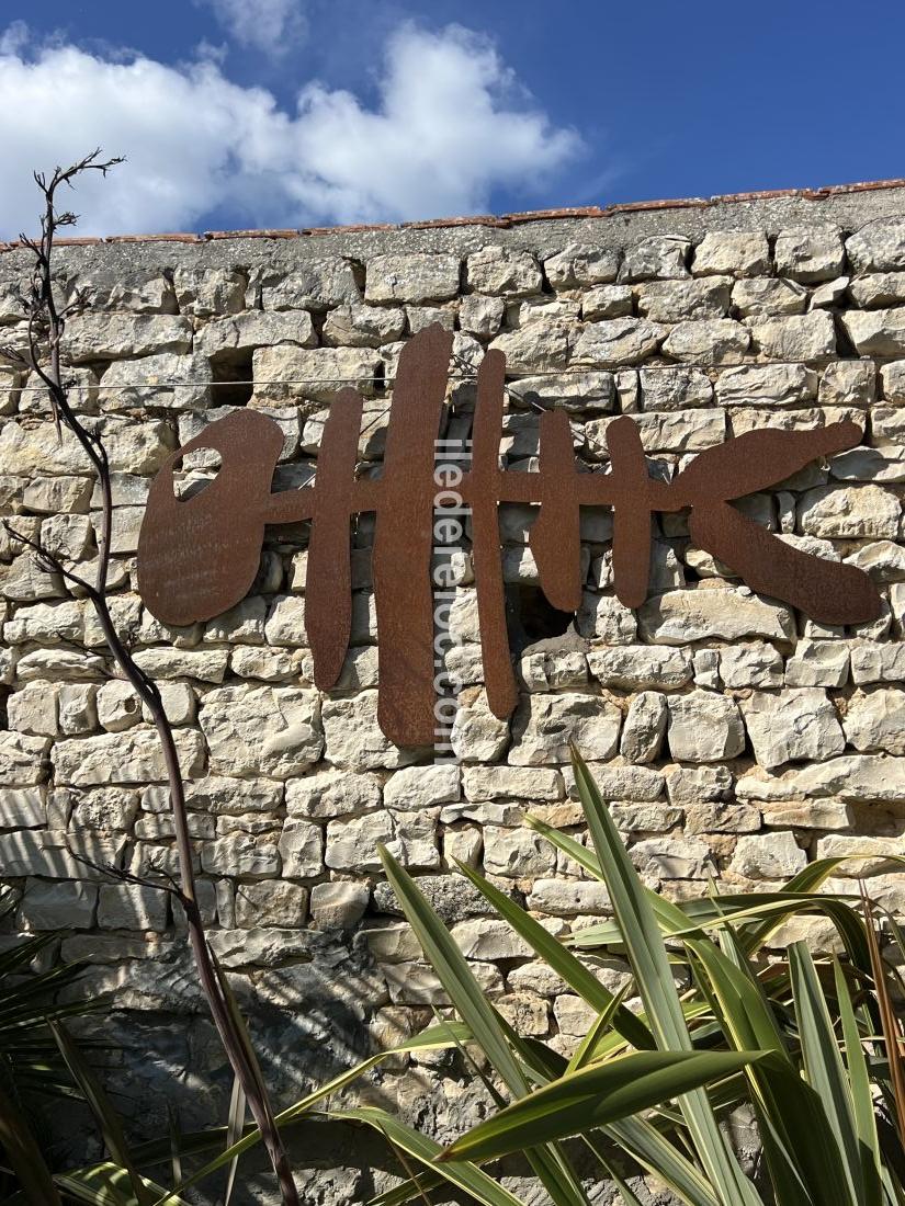 Photo 6: An accomodation located in Sainte-Marie-de-Ré on ile de Ré.