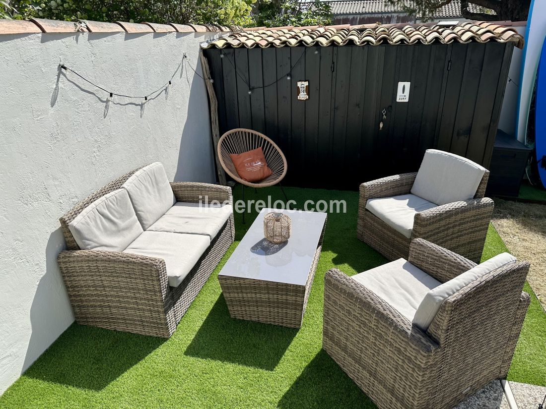 Photo 7: An accomodation located in Sainte-Marie-de-R&eacute; on ile de R&eacute;.