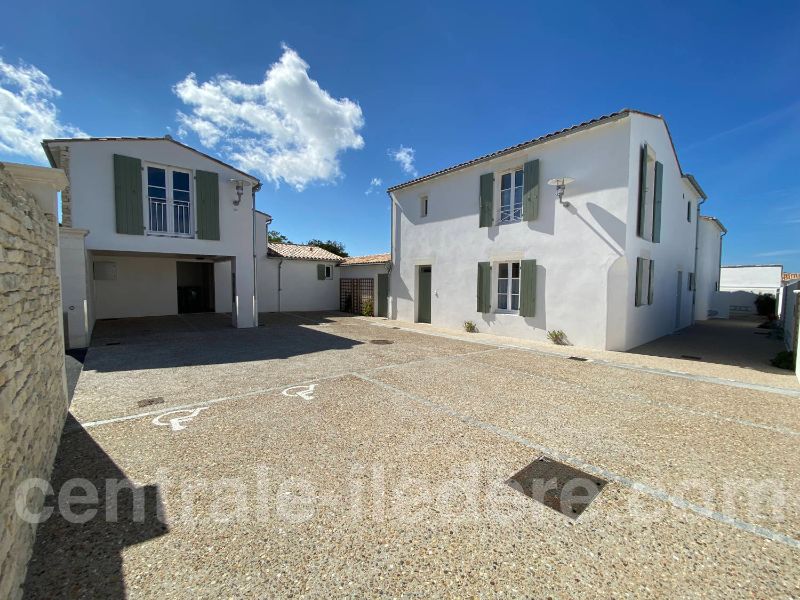 Photo 19: An accomodation located in La Flotte-en-Ré on ile de Ré.