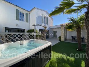 Ile de Ré:Villa belem: new and bright 4-bedroom house with spa located in the heart