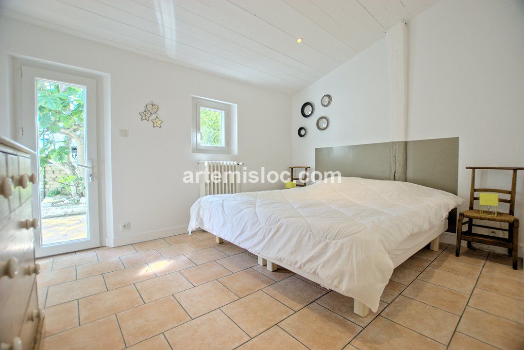 Photo 4: An accomodation located in Saint-Martin-de-Ré on ile de Ré.