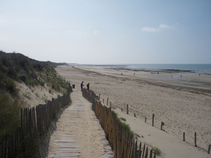 Photo 10: An accomodation located in Le Bois-Plage-en-Ré on ile de Ré.