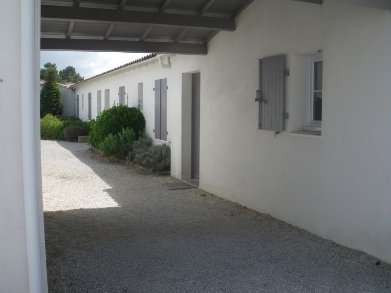 Photo 8: An accomodation located in Le Bois-Plage-en-Ré on ile de Ré.