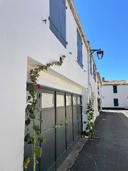 ile de ré Charming house, 5 bedrooms, a courtyard, close to the beach, & the lighthouse
