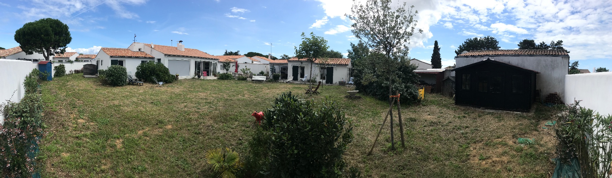 Photo 1: An accomodation located in Le Bois-Plage-en-Ré on ile de Ré.