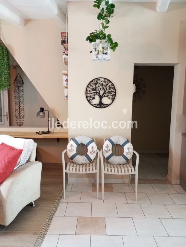 Photo 10: An accomodation located in Sainte-Marie-de-R&eacute; on ile de R&eacute;.