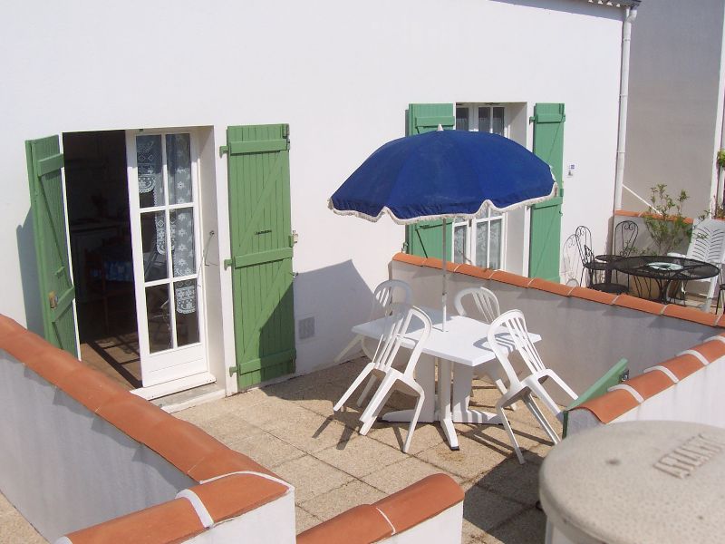 Photo 6: An accomodation located in Saint-Martin-de-Ré on ile de Ré.