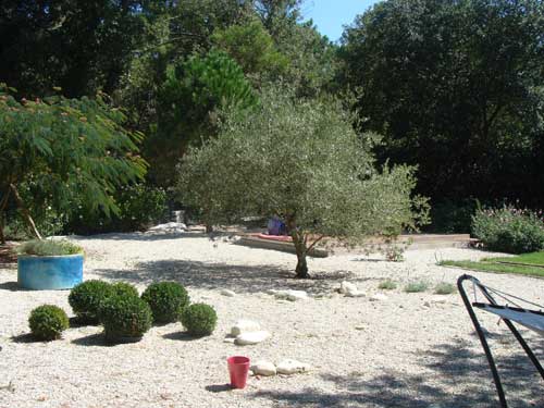 Photo 4: An accomodation located in Sainte-Marie-de-Ré on ile de Ré.